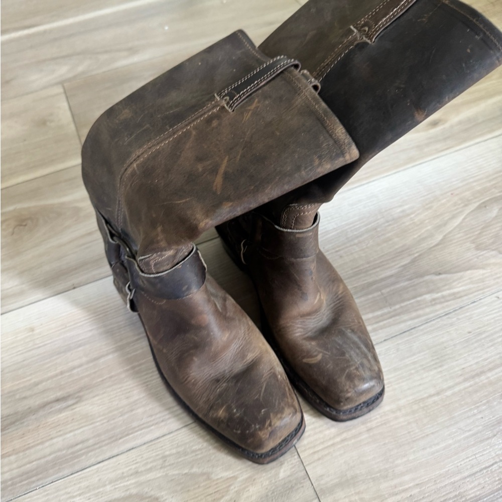 Frye women’s harness Brown Leather Boots